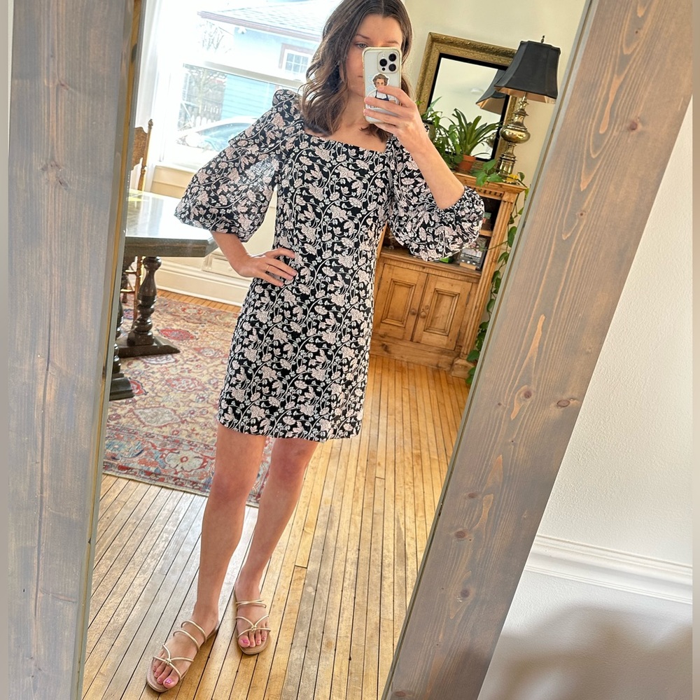 Puff Sleeve Shift Dress